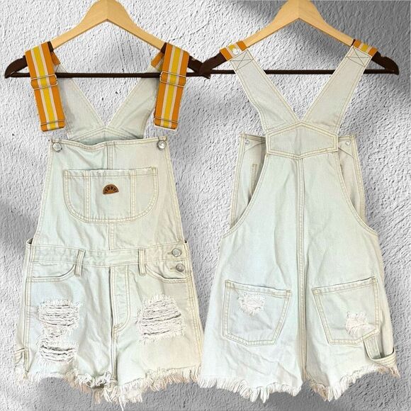 NWOT C&C California‎ Robin Distressed Denim Shortall w. Pins Size S - Picture 2 of 12